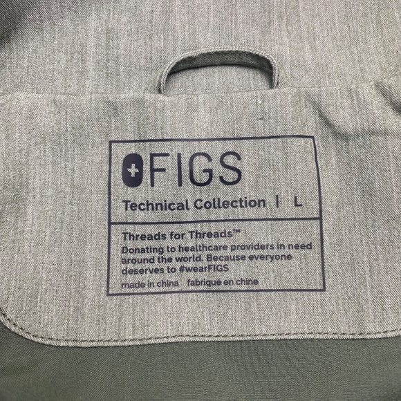 FIGS Page Scrub Jacket in Moss Size L - Picture 13 of 15